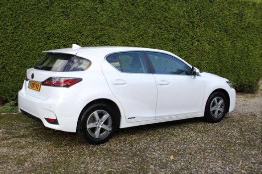 Lexus CT 200h - Navigatie Led - 1