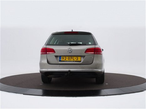 Volkswagen Passat Variant - 1.4 Tsi 122pk DSG Comfort Executive Line | Navigatie | P-Sensoren | Clim - 1