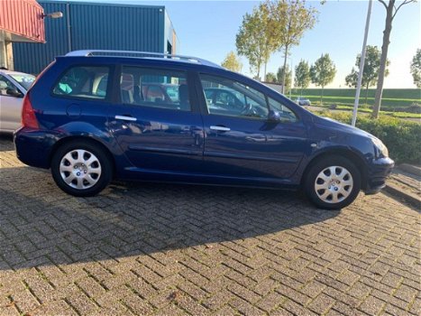 Peugeot 307 SW - 1.6 16V Pack cruise control, airco en panorama dak - 1