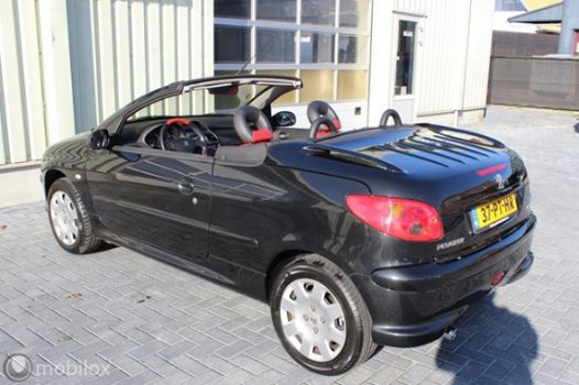 Peugeot 206 CC - 1.6-16V, AUTOMAAT, l BJR 2004, Zwart, Bi COLOR Leder - 1