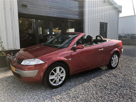 Renault Mégane coupé cabriolet - 2.0-16V Privilège Comfort - 1