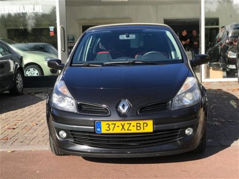 Renault Clio - 1.2 TCE Rip Curl 3e Eigenaar/Nw Apk/Airco - 1