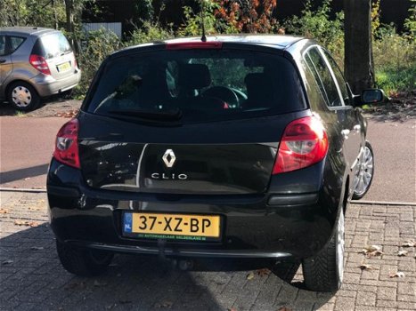 Renault Clio - 1.2 TCE Rip Curl 3e Eigenaar/Nw Apk/Airco - 1