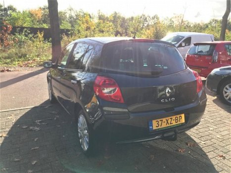 Renault Clio - 1.2 TCE Rip Curl 3e Eigenaar/Nw Apk/Airco - 1