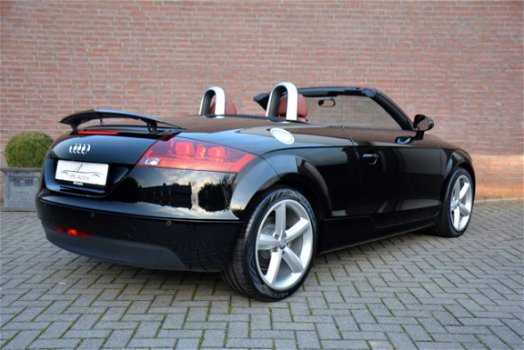 Audi TT Roadster - 1.8 TFSI 160pk Pro Line * Cognac Leer * Xenon * Elec. cabriodak * 18