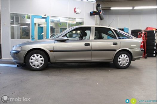 Opel Vectra - 1.8i-16V GL - 1