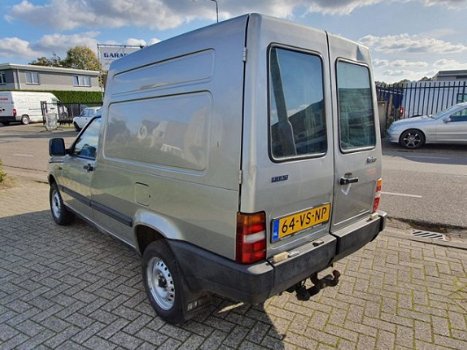 Fiat Fiorino - FIORINO 1.7 TD VAN 3e Versnelling niet goed - 1