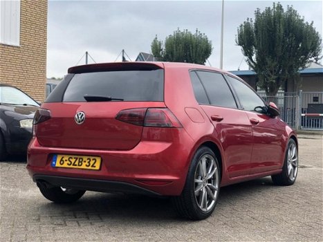 Volkswagen Golf - 2.0 TDI Highline - 1