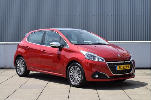 Peugeot 208 - ALLURE 1.2 PURETECH 110PK | NAVIGATIE | PANORAMADAK - 1