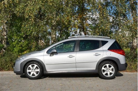 Peugeot 207 SW Outdoor - 1.6 HDiF X-line | Airco | Pano | Leder - 1