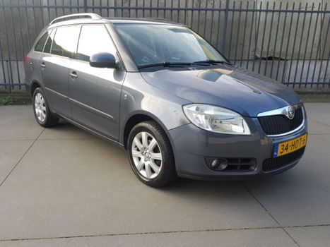 Skoda Fabia Combi - 1.4-16V Ambiente CRUISE | AIRCO | TREKHAAK - 1