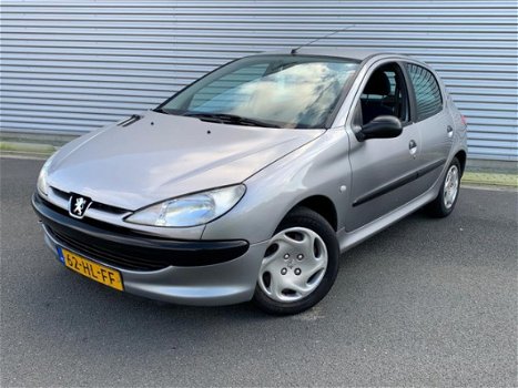 Peugeot 206 - 1.4 XR APK tot sep 2020 - 1