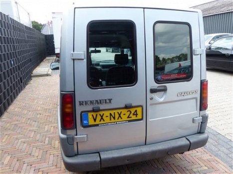 Renault Express - 1.4 RN AUTOMAAT - ROLSTOELVERVOER - 1