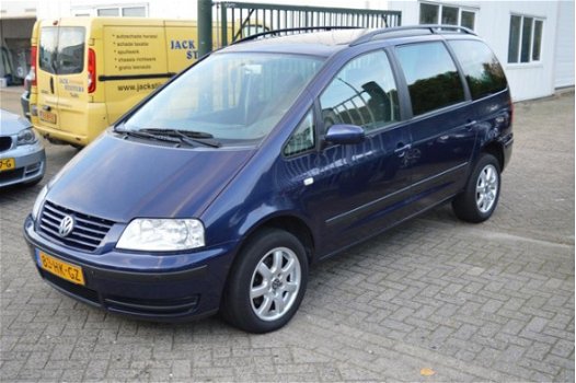 Volkswagen Sharan - 1.8 Turbo Comfortline - 1