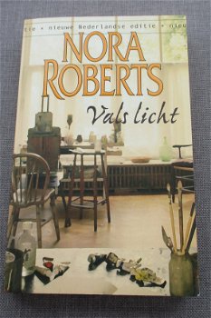 Nora Roberts - Vals licht - 1