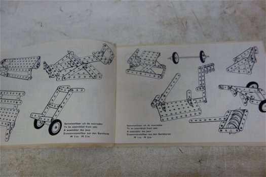 ANTIEK Mechanika speelgoed boekje (D281) - 1