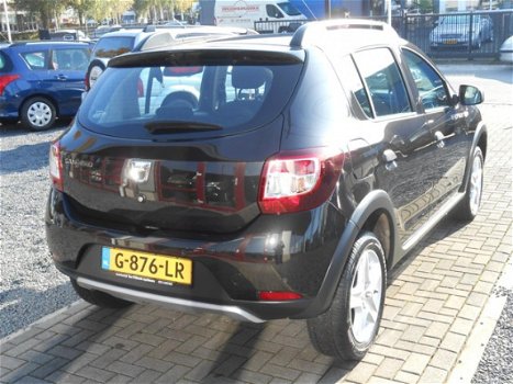 Dacia Sandero - 0.9 TCe Stepway Lauréate NAVI AIRCO LEASE V/A 89.00 P.M - 1