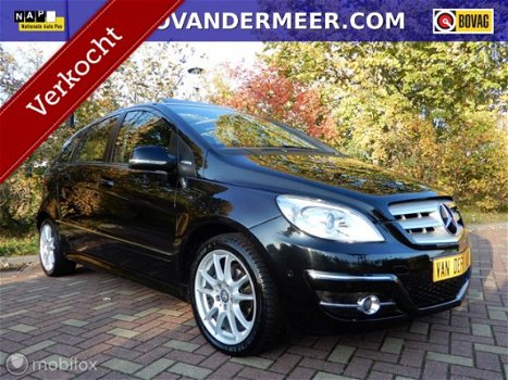 Mercedes-Benz B-klasse - 180 BlueEFFICIENCY Business CLass PANORAMADAK/HALF LEDER/ETC - 1