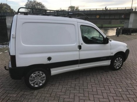 Citroën Berlingo - 1.9 D 600 imperiaal elkrt ramen stereo cd stuurbekrachtiging bj 04 apk 15-9-2020 - 1