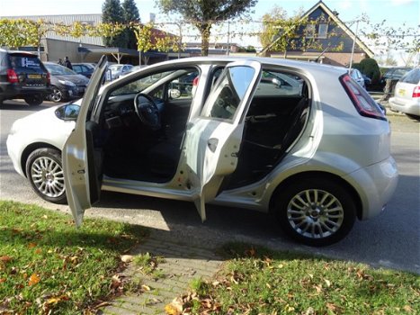 Fiat Punto Evo - 1.2 Pop 5 deurs, airco - 1