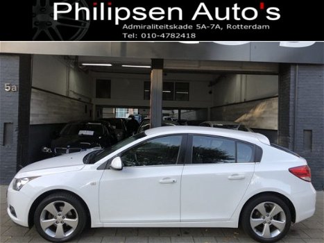 Chevrolet Cruze - 1.8 LTZ - 1