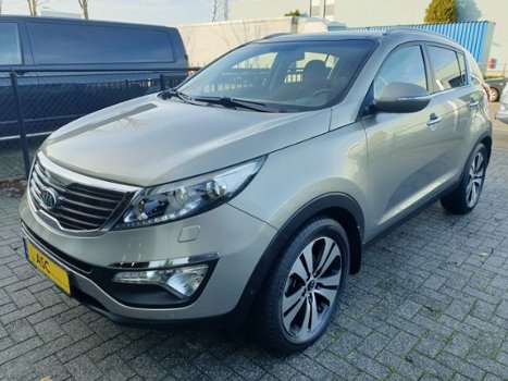 Kia Sportage - 2.0 X-clusive (AUTOMAAT) Leder Navigatie Camera Panoramadak Park-assit. Xenon - 1