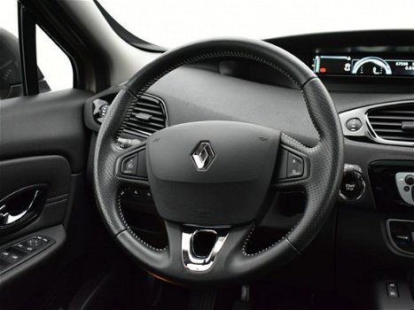Renault Grand Scénic - 1.2 TCe Bose + Trekhaak / Navigatie / Climate en Cruise control / - 1