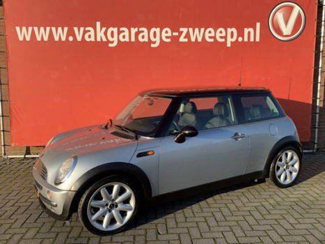 Mini Mini Cooper - 1.6 Chili | Zwart Dak | Airco | Lm.Velgen - 1