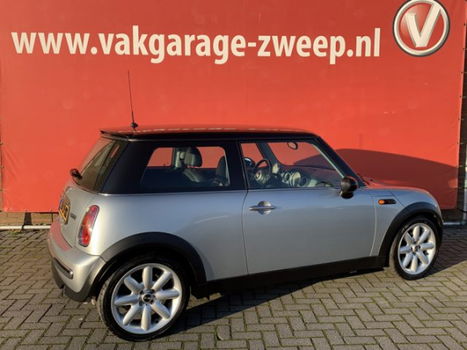 Mini Mini Cooper - 1.6 Chili | Zwart Dak | Airco | Lm.Velgen - 1