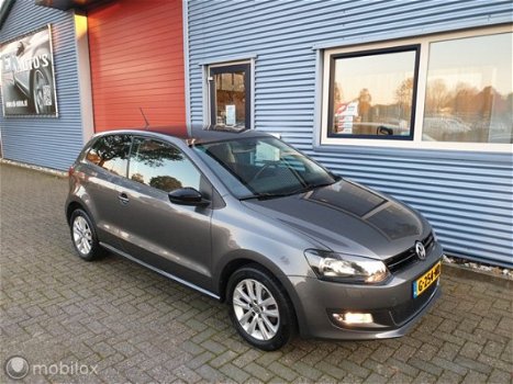 Volkswagen Polo - 1.2 TSI 105pk 6-bak. LM velgen, ECC, Style - 1