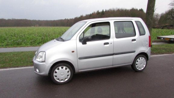 Opel Agila - 1.0-12V Essentia - 1