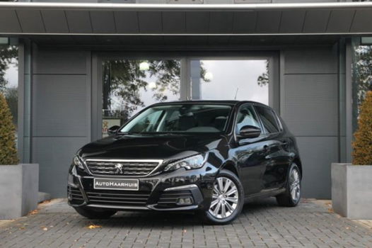 Peugeot 308 - 1.2 130 pk Allure | Navigatie | PDC v/a | Panoramadak - 1