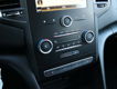 Renault Mégane Estate - TCe 130pk Limited / NAVI / PDC V+A / HANDSFREE / STOELVERWARMING - 1 - Thumbnail