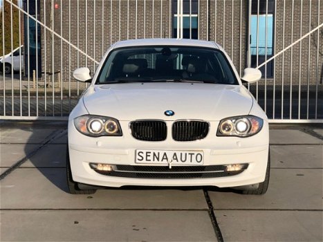 BMW 1-serie - 118i EffDyn. Ed. Business Line Ultimate Edition /M Sport /Bi-Xenon/Navi/Leer/ NIEUWE A - 1