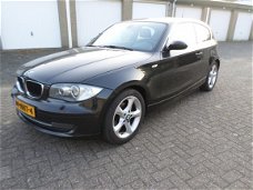 BMW 1-serie - 118i Business Line