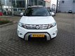 Suzuki Vitara - 1.6 High Executive Opendak, Airco, Carkit, Navigatie - 1 - Thumbnail