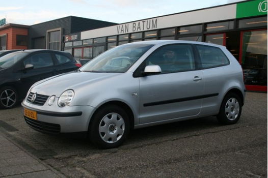 Volkswagen Polo - 1.4-16V Comfortline Automaat - 1