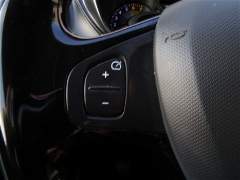 Renault Captur - TCe 90 Expression | Airco | Parkeersensoren | LM-Velgen | Privacy Glass | Trekhaak - 1