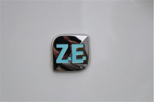 Renault Zoe - Q210 Zen Quickcharge 22 kWh (ex Accu) 4% BIJTELLING | PRIJS INCL. BTW - 1