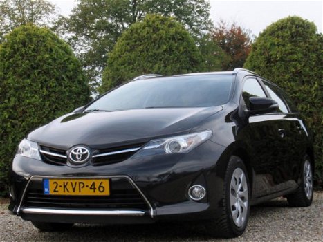 Toyota Auris Touring Sports - 1.6 Aspiration / Navi / Camera - 1