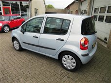 Renault Modus - 1.6-16V automaat Authentique Luxe