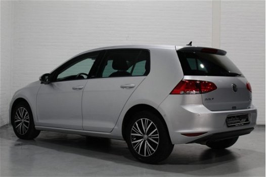 Volkswagen Golf - 1.6 TDI 110 pk DSG Automaat 5 Drs Navi, Adapt. Cruise, Airco ECC, PDC V+A - 1