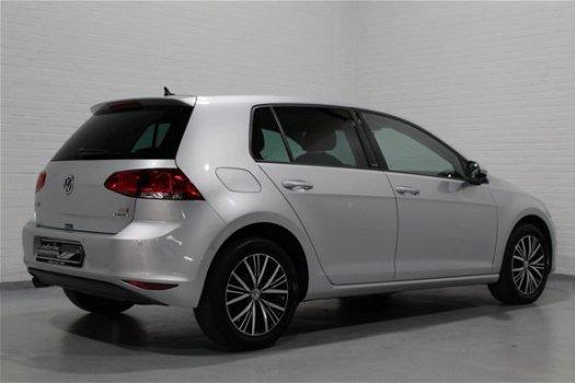 Volkswagen Golf - 1.6 TDI 110 pk DSG Automaat 5 Drs Navi, Adapt. Cruise, Airco ECC, PDC V+A - 1