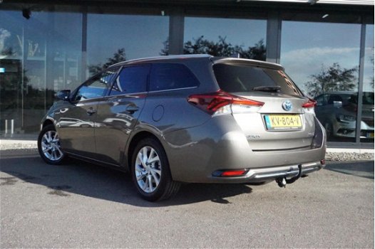 Toyota Auris - 1.8 Hybrid Trend Panodak / Navigatie - 1