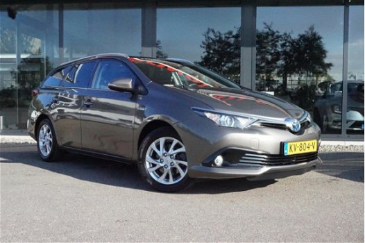 Toyota Auris - 1.8 Hybrid Trend Panodak / Navigatie - 1