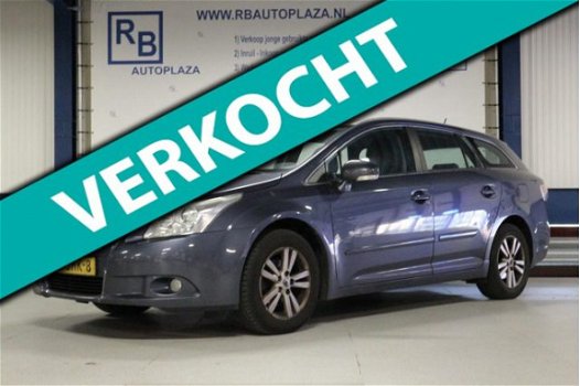 Toyota Avensis Wagon - 2.0 VVTi Dynamic 2e EIG / NAVIGATIE / VELG / NIEUW MODEL - 1