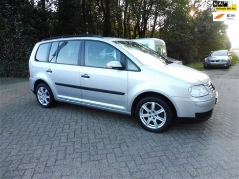 Volkswagen Touran - 1.6 Athene Groot Navigatie , Ac, zeer netjes - 1