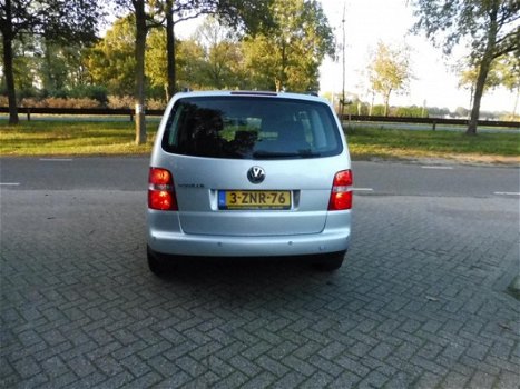 Volkswagen Touran - 1.6 Athene Groot Navigatie , Ac, zeer netjes - 1