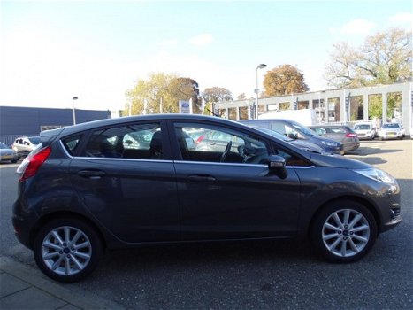 Ford Fiesta - 1.0 80PK 5D Titanium - 1