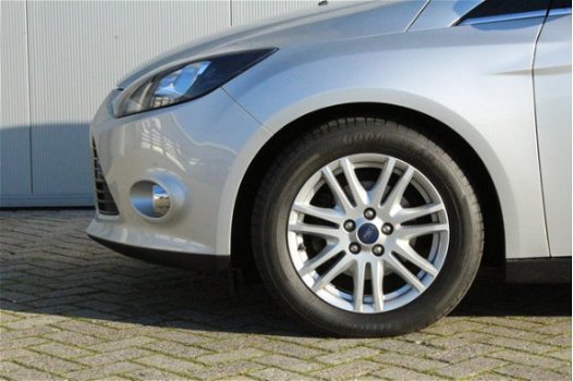 Ford Focus - 1.0 ECOBOOST TITANIUM 125pk, Navigatie, Climate control - 1